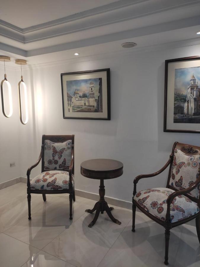 La Carolina Inn Кито Екстериор снимка